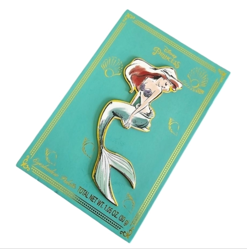 Disney Eyeshadow Princess Ariel Mermaid  Palette 12 Limited Edition Storybook